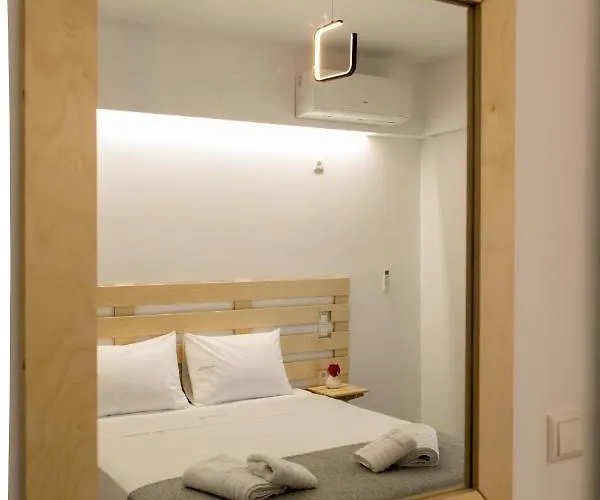 Blue Side * Pefki (Evia)